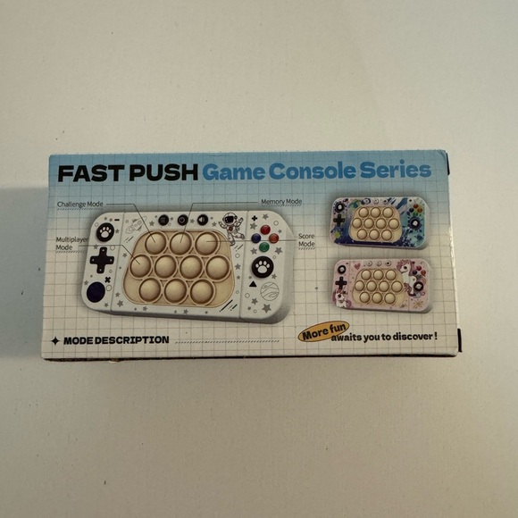 Game Console Series - White - Picture 3 of 4